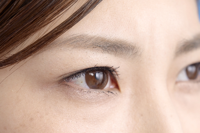 目から入る紫外線でシミが出来るのはナゼ 札幌シーズクリニック